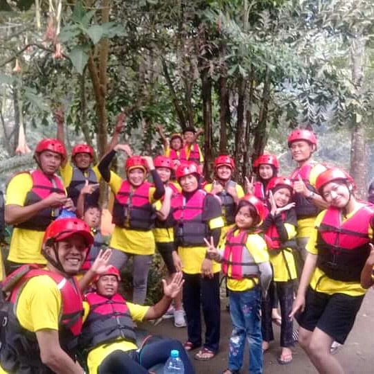 River Tubing Gubugklakah